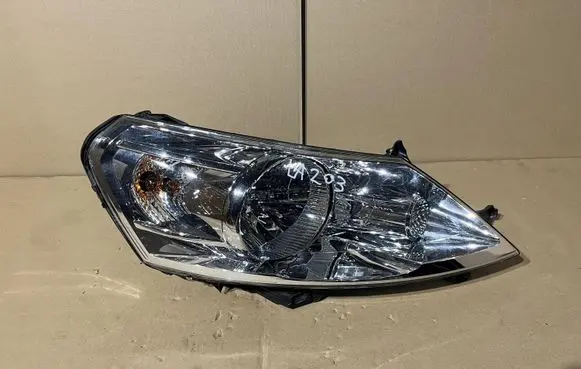 Citroen Jumpy Headlight/headlamp 89902604