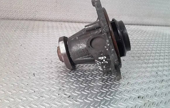 Volkswagen PASSAT B5 Water pump 028121019A