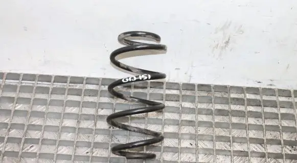 Mercedes-Benz A W176 Rear coil spring