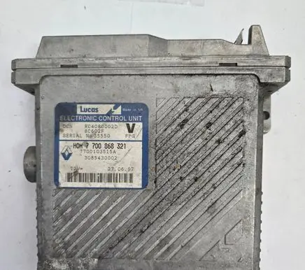 Volvo S40, V40 Engine control unit/module 7700868321 R04080002D 7700103515A