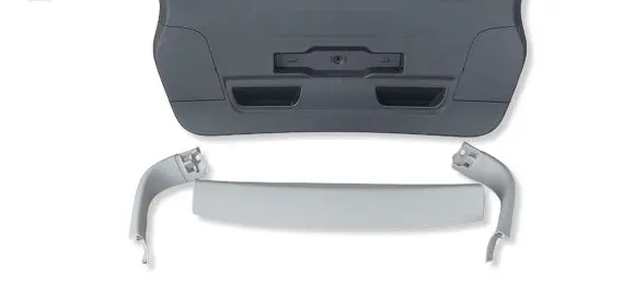 BMW 2 F46 Tailgate trim 7318941