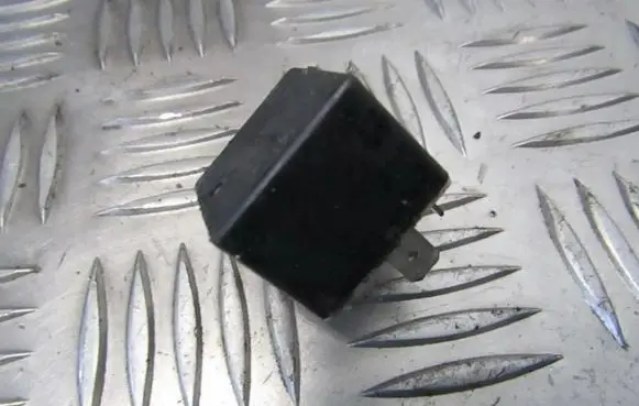 Peugeot 306 Other relay 25a03501 25a.03501