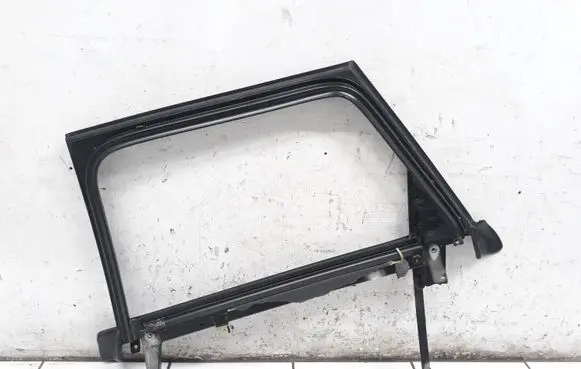 Audi A4 S4 B7 8E 8H Rear door window/glass frame 