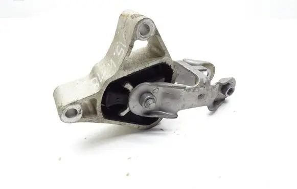 Engine mounting bracket
