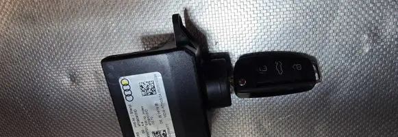 Audi A6 S6 C6 4F Ignition lock 4F0910131D