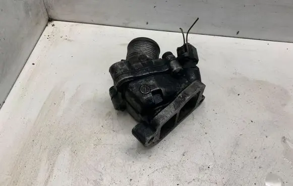 Volvo S60 Thermostat housing 30777475