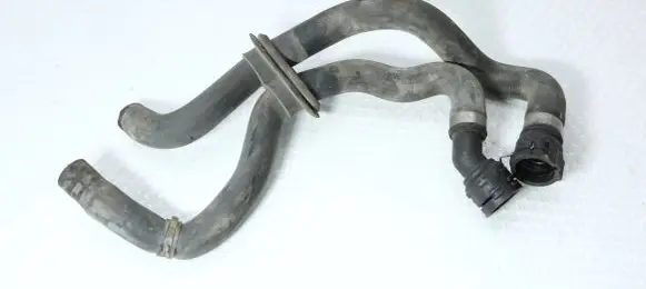 Audi A4 S4 B7 8E 8H Engine coolant pipe/hose 8E1819373R