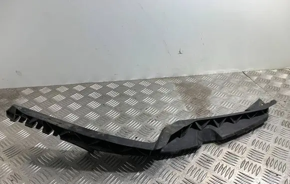 Skoda Octavia Mk2 (1Z) Front bumper mounting bracket 1Z0807183D