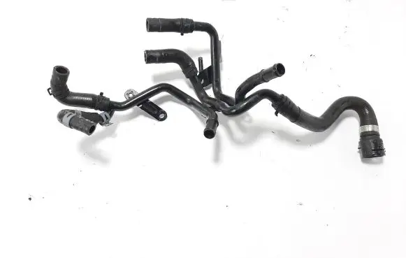 Volkswagen Golf VII Engine coolant pipe/hose 04L121064AC 5Q0122101S