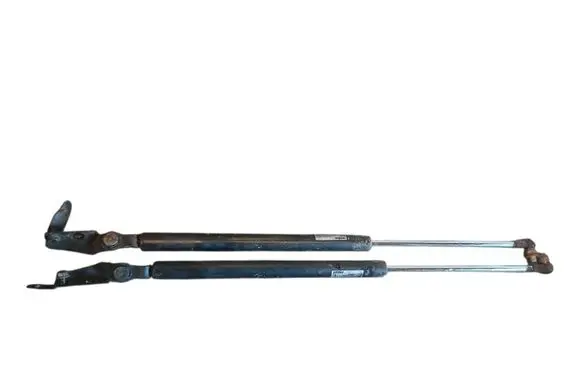 Subaru Forester SG Tailgate/trunk strut/damper 