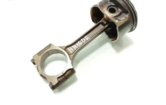 Nissan Juke I F15 Piston with connecting rod HR16DE
