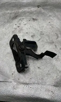Chrysler Voyager Engine bonnet/hood lock/latch loop/hook 862AA 3397