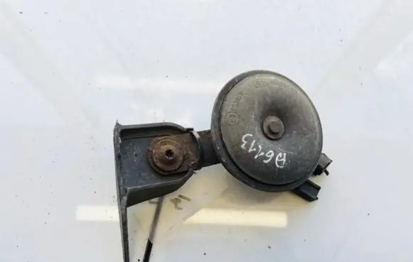 Mitsubishi Colt Horn signal e9703881163