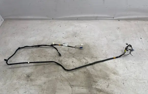 Tesla Model Y Camera wiring loom 248905700B B5G20227090955 08042020