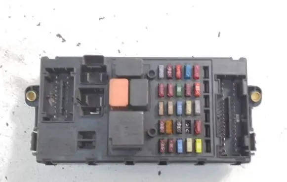 Iveco Daily 35.8 - 9 Fuse box set 69500009