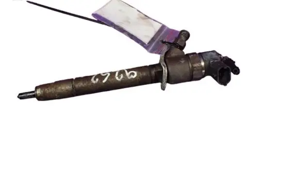 Volvo S60 Fuel injector