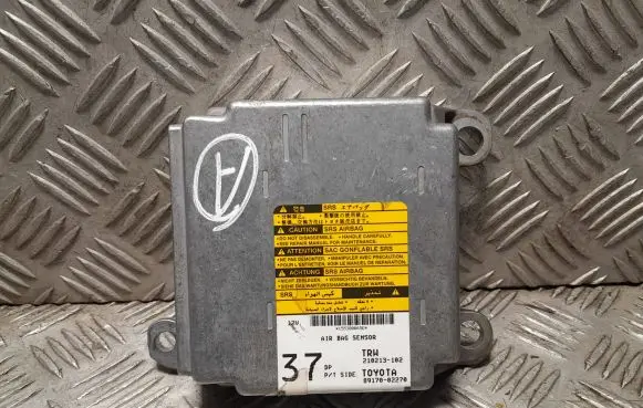 Toyota Corolla E120 E130 Airbag control unit/module 8917002270 210213102 155300065E