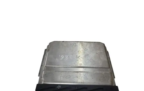 Volvo XC90 Engine control unit/module 0261207809 1039S00000