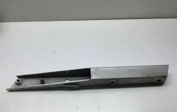 Audi A2 Fender mounting bracket 8Z0805091A