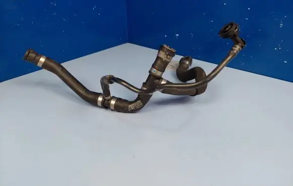 Mercedes-Benz GLE W167 Engine coolant pipe/hose A1675017703