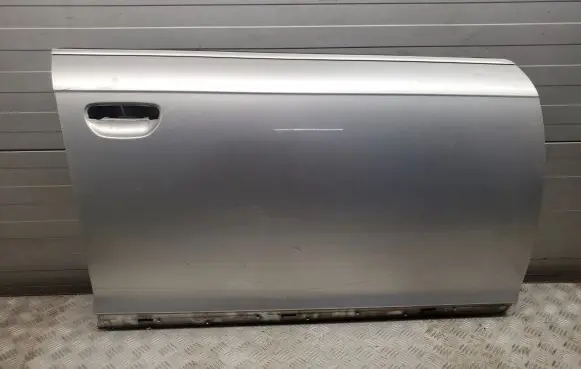 Audi A6 S6 C6 4F Front door