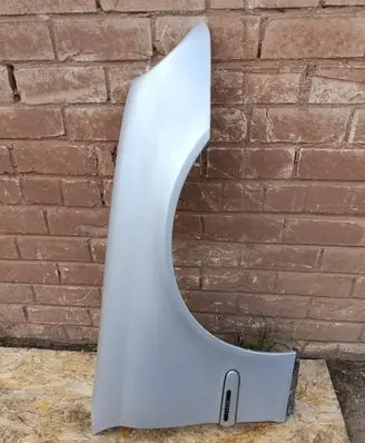 Mercedes-Benz C W203 Fender