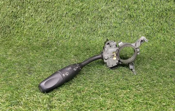 Mercedes-Benz C W203 Wiper control stalk 0005452310