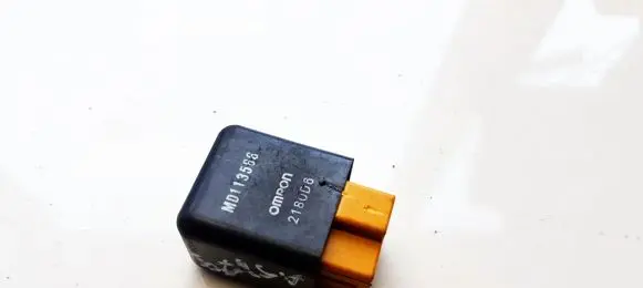 Mitsubishi Lancer Other relay MD113566