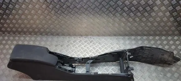 Renault Megane III Armrest 1015012001 1015012-001