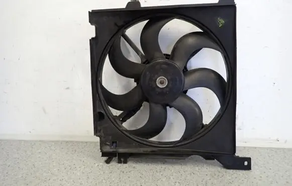 KIA Cerato Air conditioning (A/C) fan (condenser) 