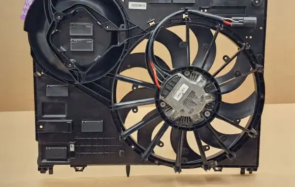 Land Rover Range Rover Sport L494 Electric radiator cooling fan