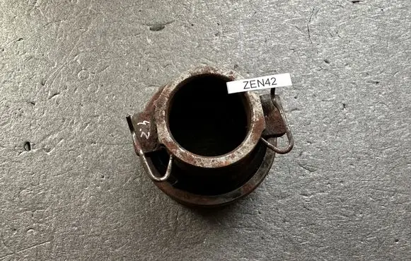 Nissan Patrol Y60 clutch release bearing 3050101J60