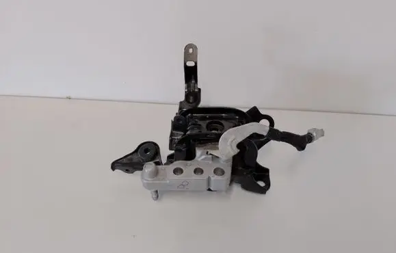 Lexus NX Gearbox mounting bracket 