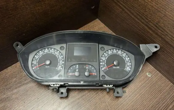 Iveco Daily 3rd gen Speedometer (instrument cluster) 69502589 503001480201