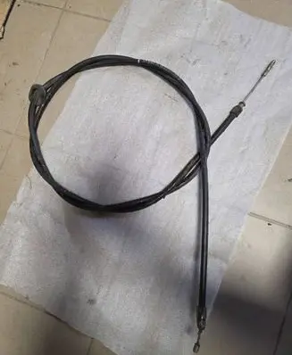 Handbrake/parking brake wiring cable