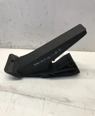 BMW 5 F10 F11 Accelerator throttle pedal 6789998 25916010 2101110487A