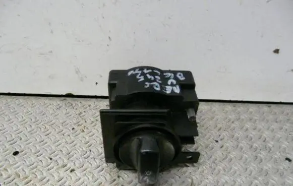 Mercedes-Benz B W245 Light switch 1695451004