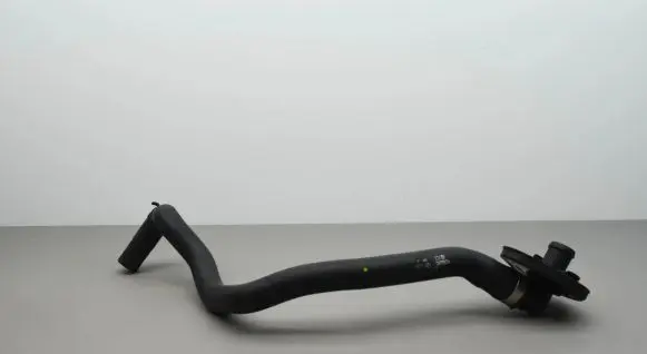 Audi A5 Engine coolant pipe/hose 8W1819350B