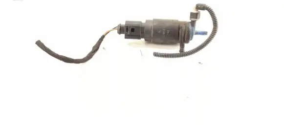 Mercedes-Benz A W169 Windshield washer spray nozzle 2108691021 A2108691021