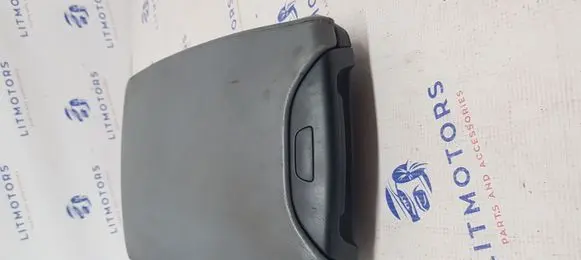 BMW X5 E53 Armrest 8402939