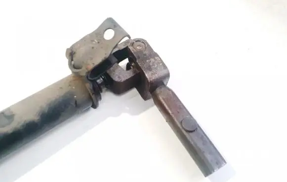 Volkswagen PASSAT B4 Steering column universal joint