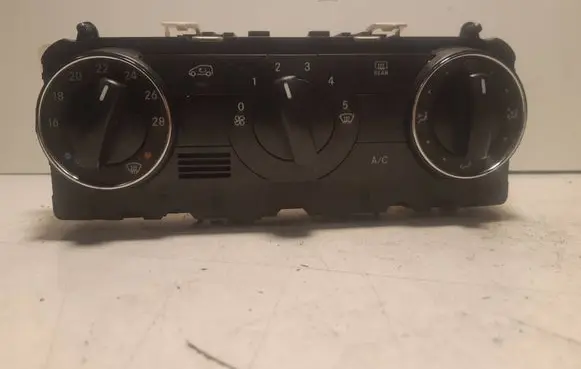 Mercedes-Benz A W169 Air conditioning (A/C) system set 549A
