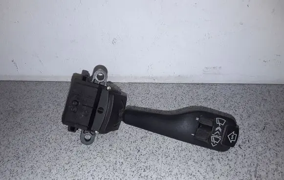 BMW 5 E39 Wiper control stalk 8375408