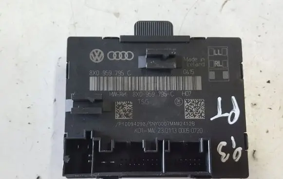 Audi Q3 8U Door control unit/module 8X0959795C