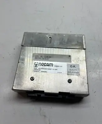 Volkswagen PASSAT B5 Engine control unit/module 16206304 183960085 238800107