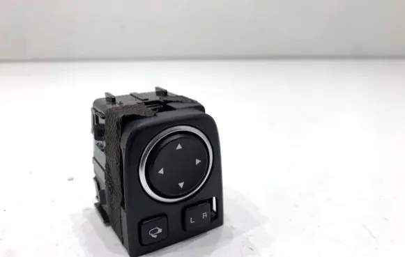 KIA Xceed Wing mirror switch 93530J7000