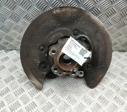 BMW 3 G20 G21 Rear wheel hub 6898479