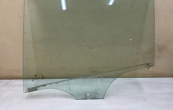 BMW 1 F20 F21 Front door window glass four-door 43R001735