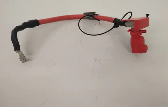 Jaguar F-Pace Positive cable (battery) J8A214300DB M0D05 301204705