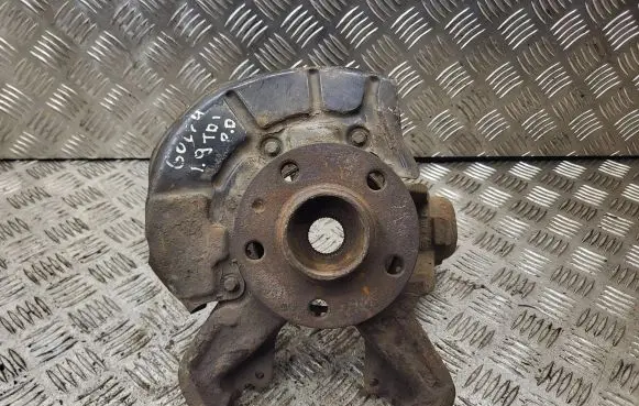 Front wheel hub